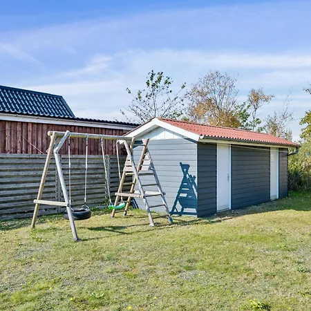 Beautiful In With 2 Bedrooms And Wifi Сasa de vacaciones Ebeltoft