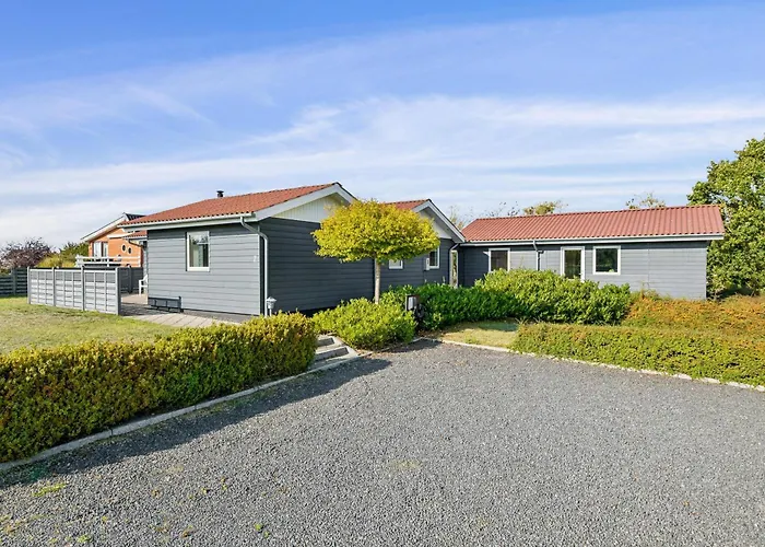 Сasa de vacaciones Beautiful In With 2 Bedrooms And Wifi Ebeltoft