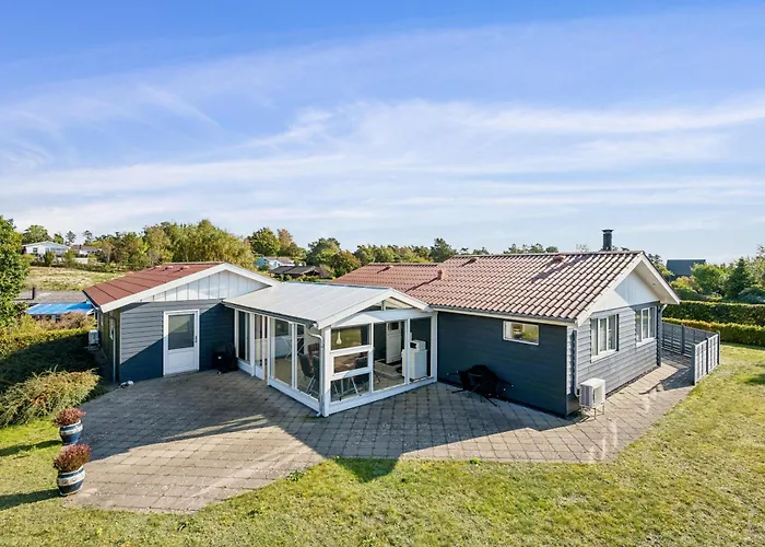 Beautiful In With 2 Bedrooms And Wifi Сasa de vacaciones